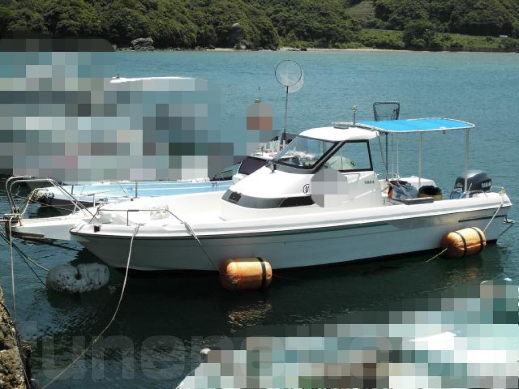 プレジャーボート UF25 船外機140馬力 10人乗り 船検有り