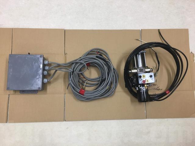 ユニカス 中継BOXとDCパワーパック | 船ネット