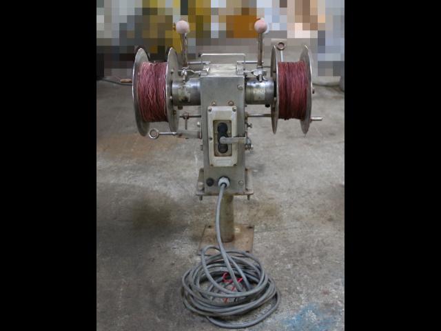 株 サンパー サンパーゴールド巻き上げ機 型式1型 B 24v 船ネット 株 サンパー サンパーゴールド巻き上げ機 型式1型 B 24v 船ネット