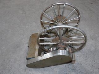  油圧巻上機