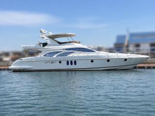 AZIMUT (アジムット） 62 FLYBRIDGE